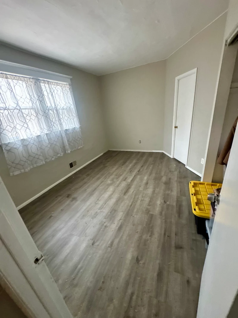 After furniture removal in New Jersey with cleared room and open space